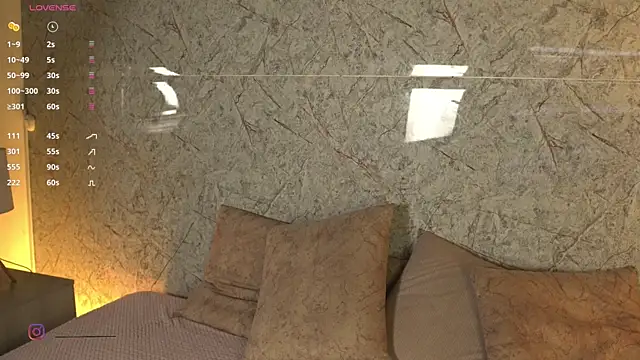 alison222  online show from February 22, 2026, 12:58 pm