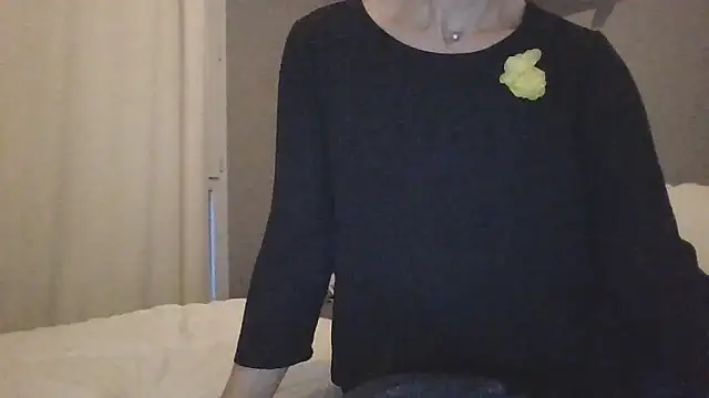 Snapshot of Valentinette chatting on January 18, 2026, 4:55 pm Valentinette online show from January 18, 2026, 4:55 pm