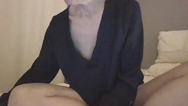 Snapshot of Valentinette chatting on February 6, 2026, 8:45 pm Valentinette online show from February 6, 2026, 8:45 pm