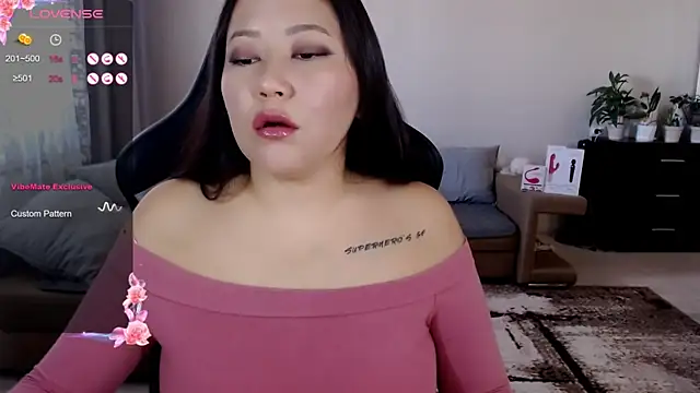 LisaAsianFlower online show from September 10, 2025, 3:50 am