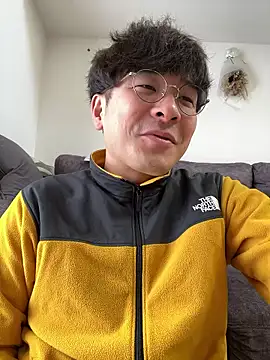 waka3232 online show from March 2, 2026, 5:08 am