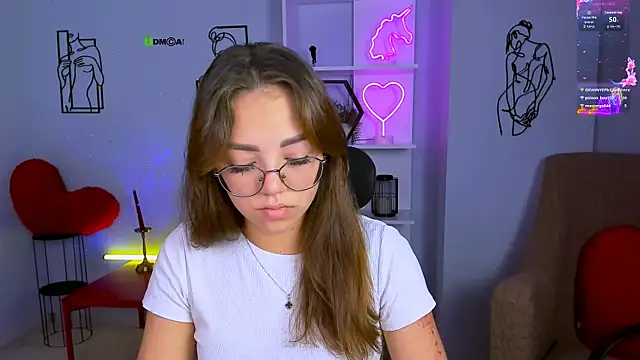 kiki swan online show from September 16, 2025, 7:42 am