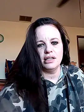 Snapshot of cattlegurl chatting on March 13, 2025, 2:44 pm cattlegurl online show from March 13, 2025, 2:44 pm