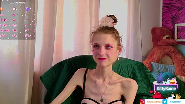 KittyRaine online show from May 14, 2026, 1:18 pm