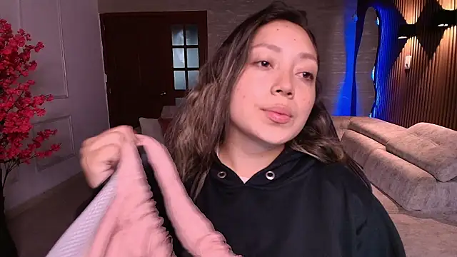 heidy johns online show from March 14, 2026, 3:12 am