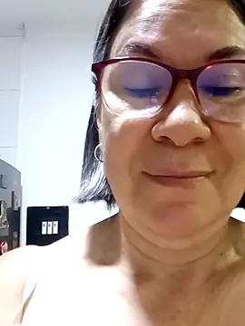 victoria wayne online show from February 12, 2026, 9:48 am