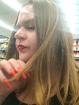 Bigmouthbitch online show from December 14, 2025, 3:45 am