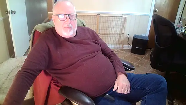 superbearboss online show from November 1, 2025, 8:11 pm