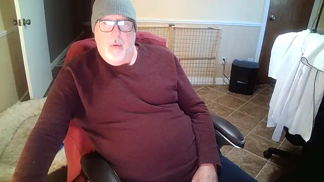 superbearboss online show from November 2, 2025, 3:14 pm