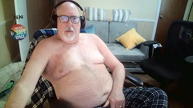 superbearboss online show from January 17, 2026, 5:05 pm