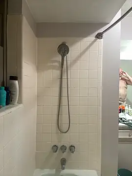 superbearboss online show from March 11, 2026, 1:11 am