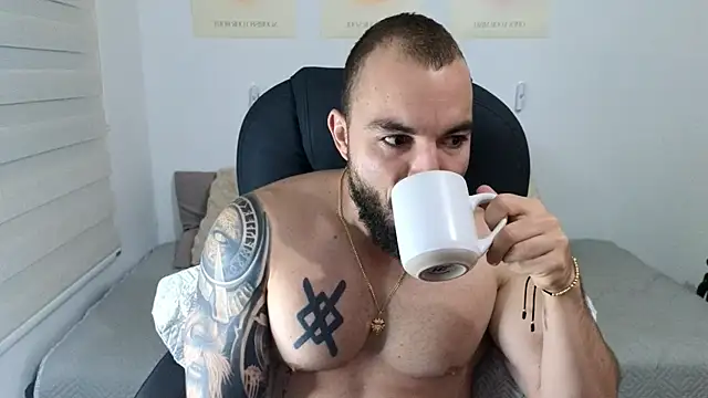 Isaac Carter online show from October 10, 2025, 10:58 am