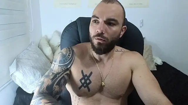 Isaac Carter online show from October 28, 2025, 11:03 am