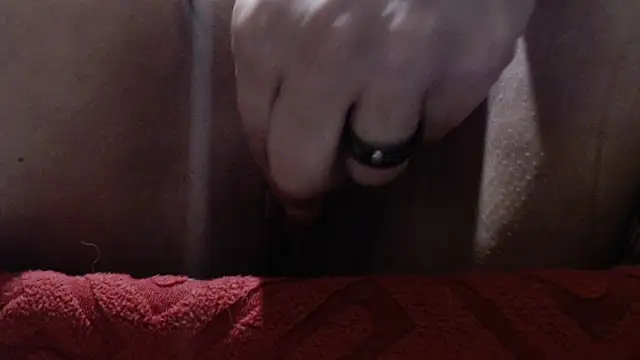 AnoukCavin online show from April 7, 2026, 9:48 pm