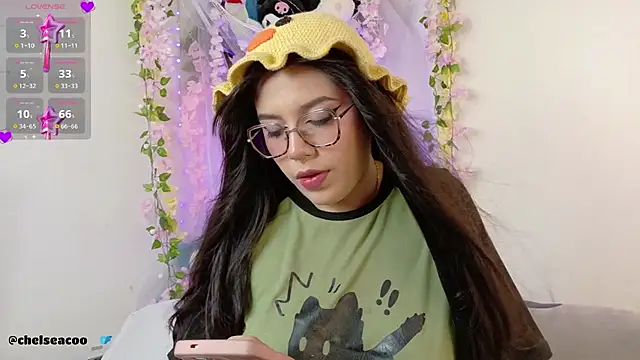 chelsea  coo online show from October 3, 2025, 7:55 pm