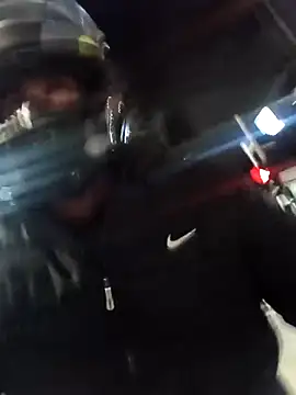 Snapshot of Fzssp chatting on March 5, 2026, 2:29 am Fzssp online show from March 5, 2026, 2:29 am