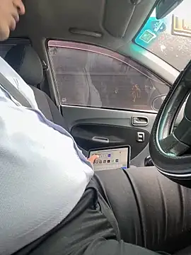 Snapshot of dam-her-boy chatting on October 27, 2025, 2:26 am dam-her-boy online show from October 27, 2025, 2:26 am