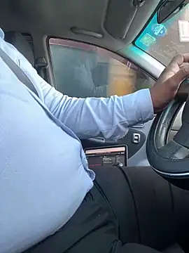 dam-her-boy online show from November 10, 2025, 2:32 am