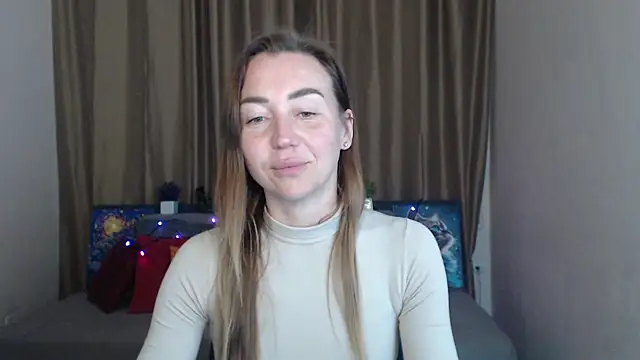 Kiss julli88I online show from March 11, 2025, 2:43 am