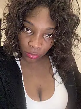 Nahomy gree online show from March 13, 2025, 6:05 am