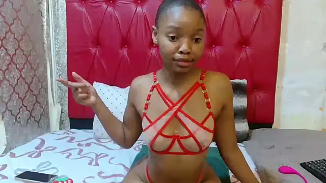 BondiBitch online show from December 16, 2025, 11:10 pm