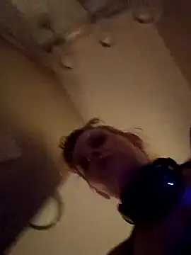 KITTYBOOBOOFUXX online show from April 18, 2026, 1:20 am