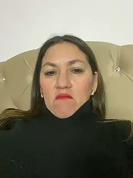 Snapshot of Luna-nevada chatting on July 14, 2026, 2:05 am Luna-nevada online show from July 14, 2026, 2:05 am