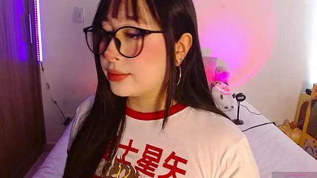 Oliviargf online show from March 20, 2026, 12:21 pm