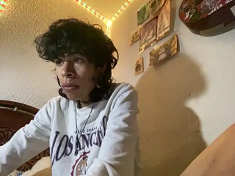 kirito kun online show from March 29, 2026, 1:49 am