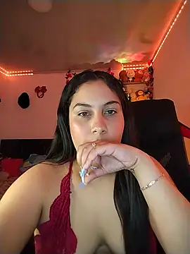 esmeralda jadees online show from May 23, 2026, 1:22 am