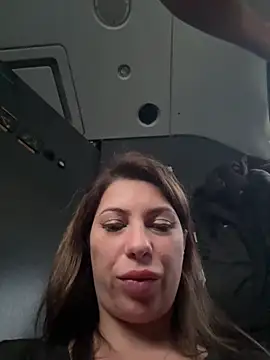 Snapshot of Alicedream5 chatting on October 10, 2025, 3:22 pm Alicedream5 online show from October 10, 2025, 3:22 pm