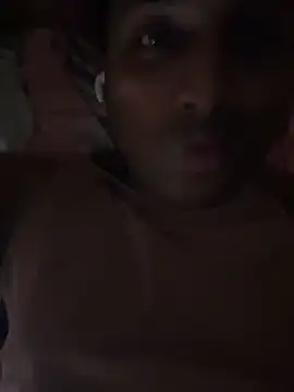 Snapshot of MIRTHICK2002 chatting on March 13, 2025, 10:54 pm MIRTHICK2002 online show from March 13, 2025, 10:54 pm