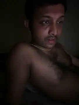 Snapshot of MIRTHICK2002 chatting on February 6, 2026, 1:03 pm MIRTHICK2002 online show from February 6, 2026, 1:03 pm