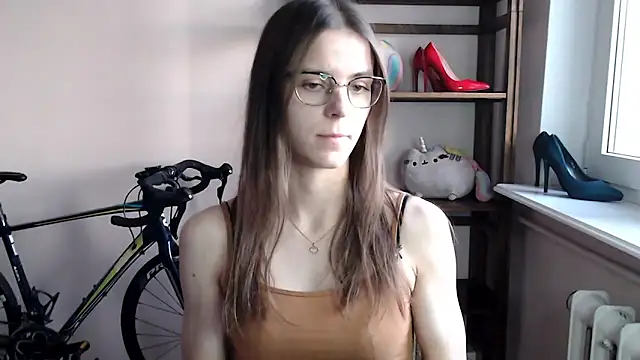 love megi online show from December 19, 2025, 2:24 pm