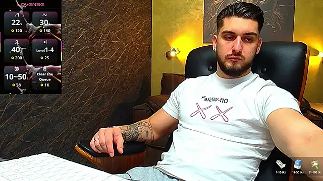 Snapshot of MatiasDean chatting on October 10, 2025, 4:55 am MatiasDean online show from October 10, 2025, 4:55 am