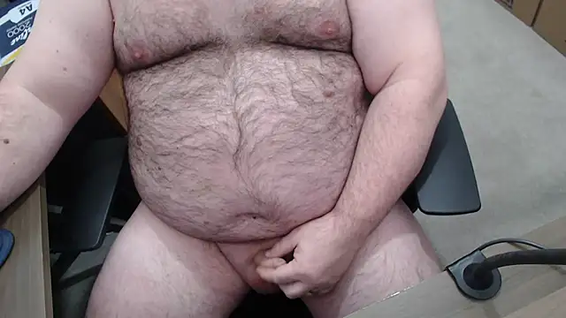 Snapshot of SmallBearUK chatting on March 18, 2026, 1:14 pm SmallBearUK online show from March 18, 2026, 1:14 pm