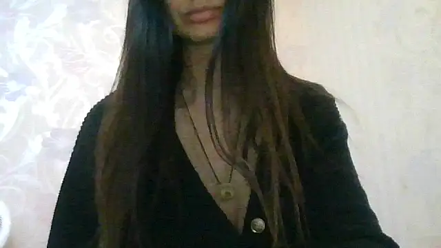 AliseWats online show from November 13, 2025, 6:40 pm