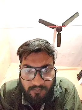 mpaale11 online show from November 10, 2025, 1:43 pm