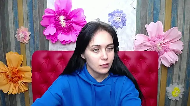 IziPaterson online show from October 7, 2025, 5:04 am