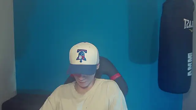 Snapshot of Burperking420_ chatting on September 22, 2025, 7:16 pm Burperking420 online show from September 22, 2025, 7:16 pm