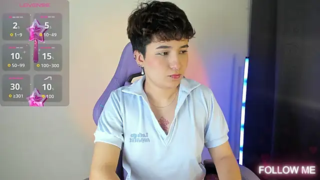 emma cute7 online show from November 11, 2025, 2:55 am