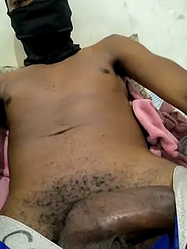 Snapshot of 2BigBlacxxx chatting on December 3, 2025, 2:04 pm 2BigBlacxxx online show from December 3, 2025, 2:04 pm