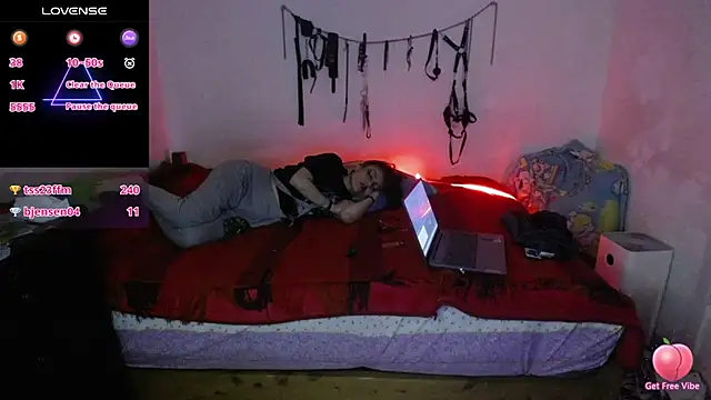 freyaa sorcerees online show from March 20, 2025, 3:02 am