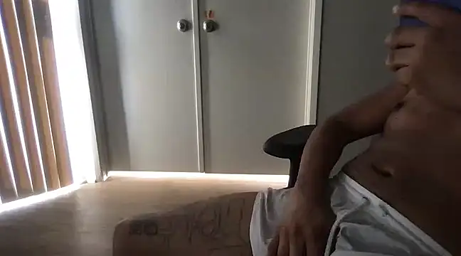 flores6cachondo9 online show from March 22, 2025, 12:06 am