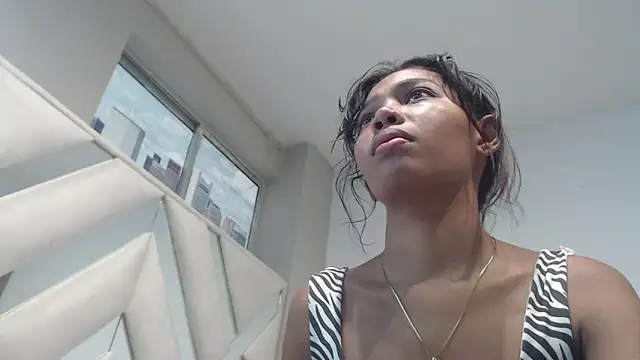 willow smitt online show from April 5, 2026, 3:31 pm