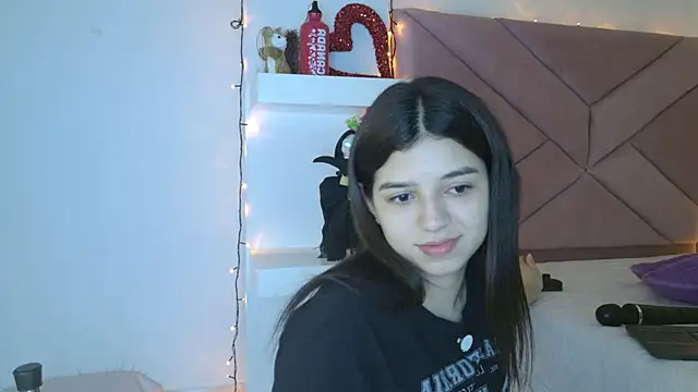 Snapshot of eva_sin18 chatting on March 2, 2026, 7:15 am eva sin18 online show from March 2, 2026, 7:15 am