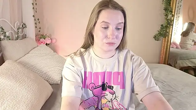 saint trisha online show from April 2, 2026, 8:17 pm