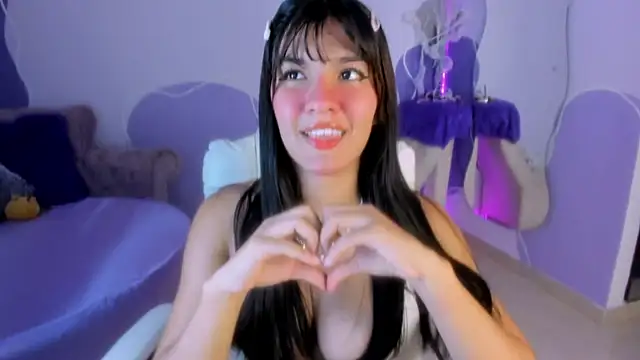 auroracute02 online show from October 24, 2025, 1:18 pm