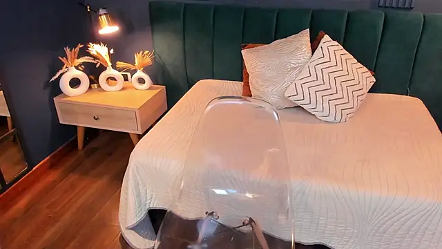 roxy hell online show from March 8, 2025, 7:09 pm