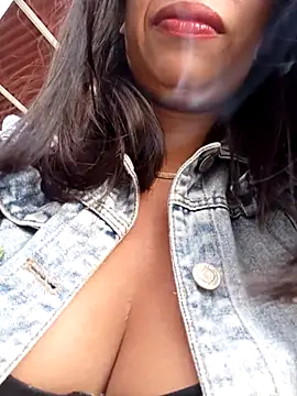 Snapshot of Nathaly_12 chatting on October 7, 2025, 7:11 pm Nathaly 12 online show from October 7, 2025, 7:11 pm